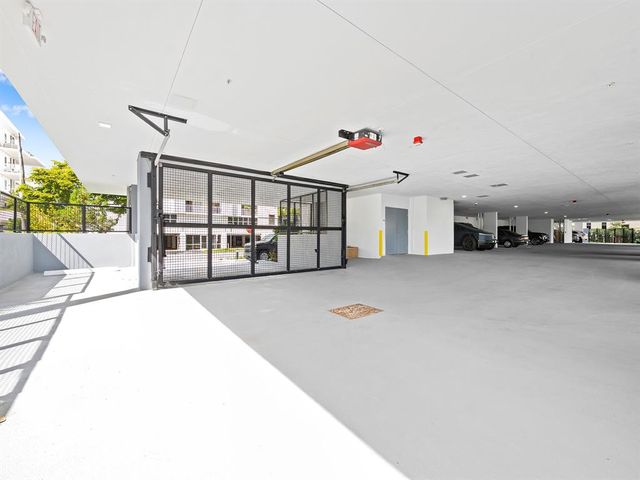 $3,495,000 | 160 Isle Of Venice Drive, Unit 301, Fort Lauderdale, FL 33301