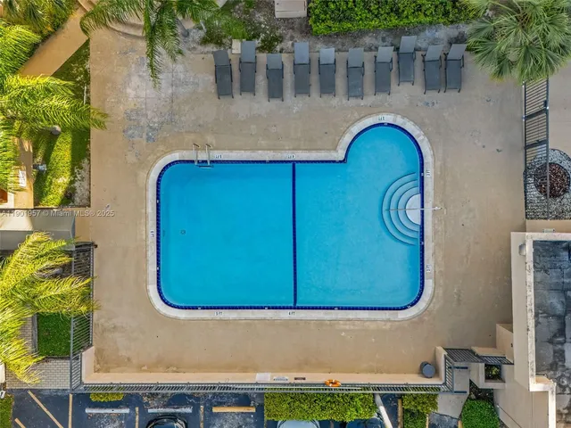 a view of a bird bath