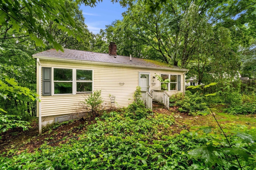 7 Upland Road Natick, MA 01760 - Photo 9 of 15