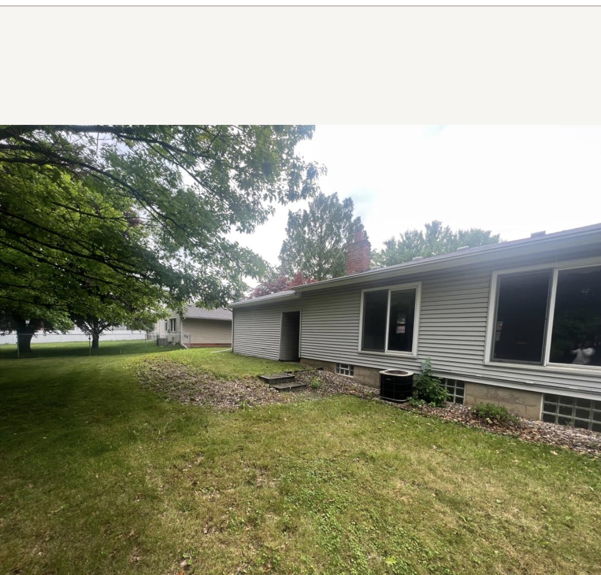 3517 Miller Road Flint, MI 48503 - Photo 4 of 28 50116082-3.JPG
