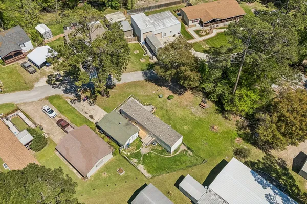 $175,000 | 152 West Oak Shadows, Onalaska, TX 77360