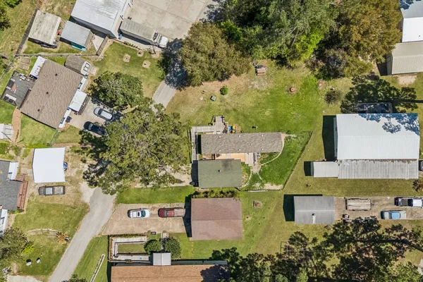 $175,000 | 152 West Oak Shadows, Onalaska, TX 77360