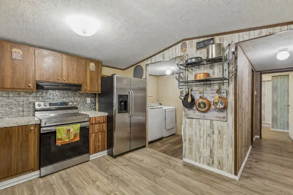 $175,000 | 152 West Oak Shadows, Onalaska, TX 77360