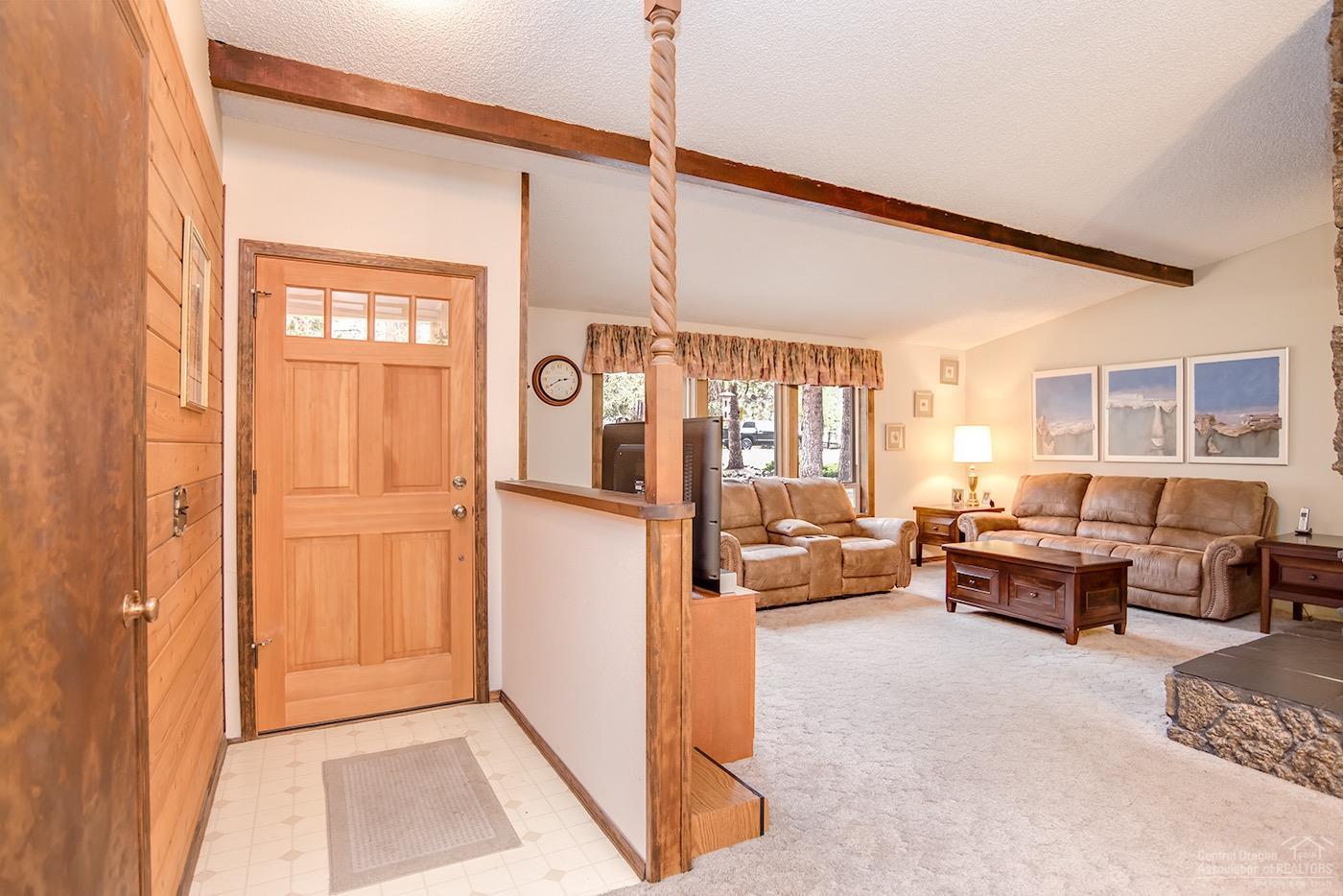 20249 Rae Road Bend, OR 97702 - Photo 7 of 23 Additional Photo