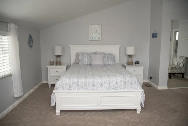 $5,800 | 601 12th Street, Huntington Beach, CA 92648