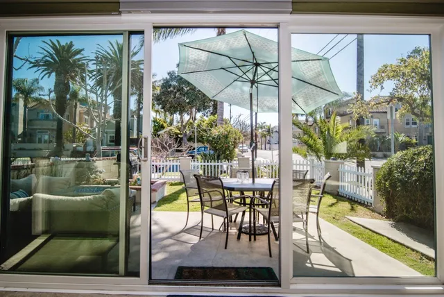 $5,800 | 601 12th Street, Huntington Beach, CA 92648