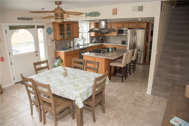 $5,800 | 601 12th Street, Huntington Beach, CA 92648