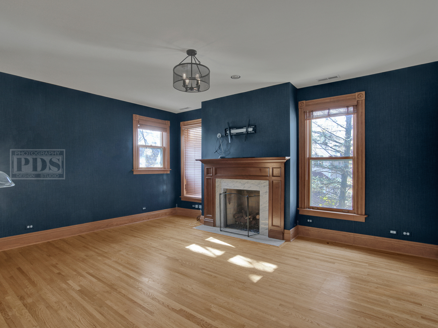 22 Orchard Place Hinsdale, IL 60521 - Photo 19 of 34 a view of an empty room with a window and fireplace