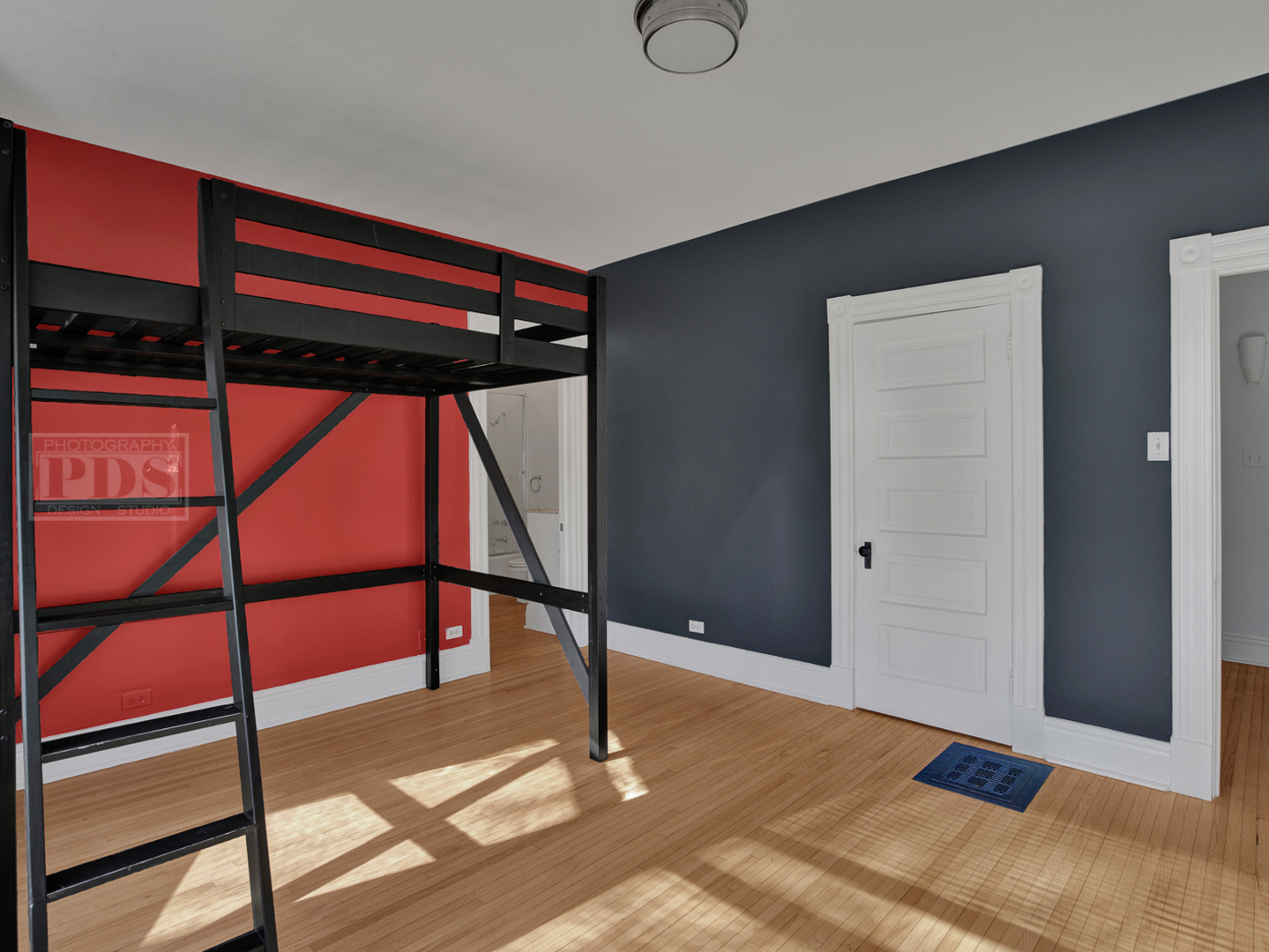 22 Orchard Place Hinsdale, IL 60521 - Photo 28 of 34 a view of empty room