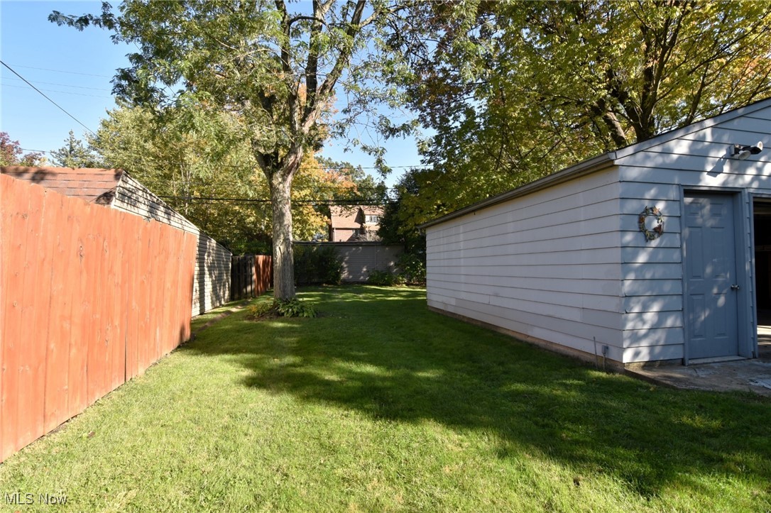 2559 Canterbury Road Cleveland, OH 44118 - Photo 28 of 30