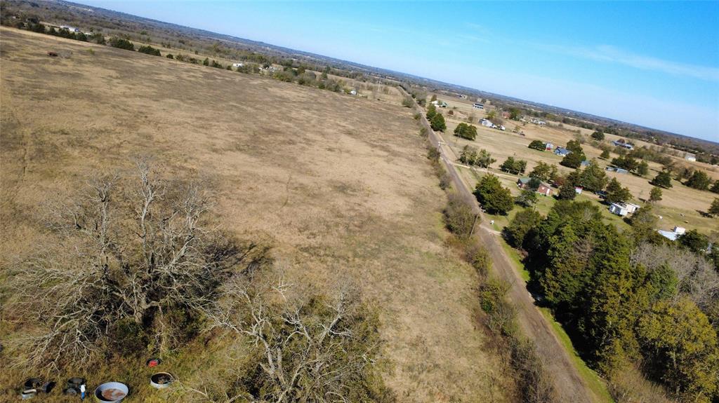 0 Lcr 454 Groesbeck, TX 76642 - Photo 13 of 26 a close view of bathroom