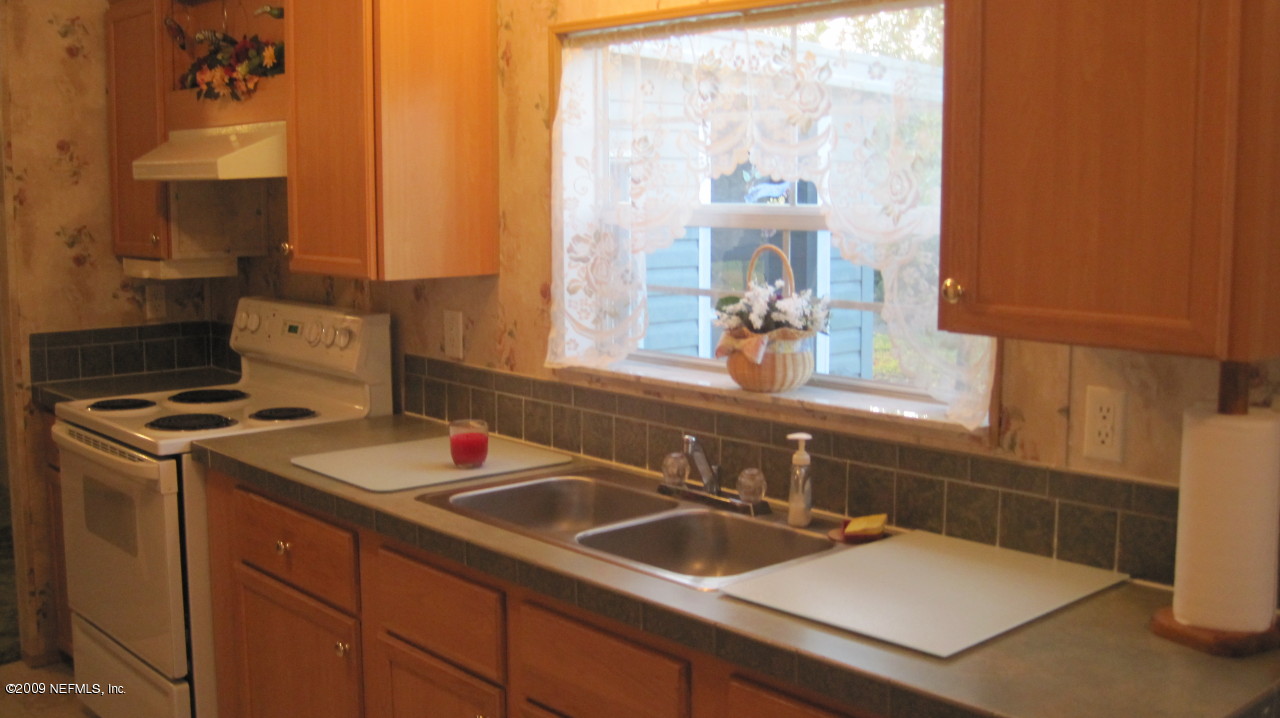 22939 Brandon Road Lawtey, FL 32058 - Photo 11 of 23 kitchen 2