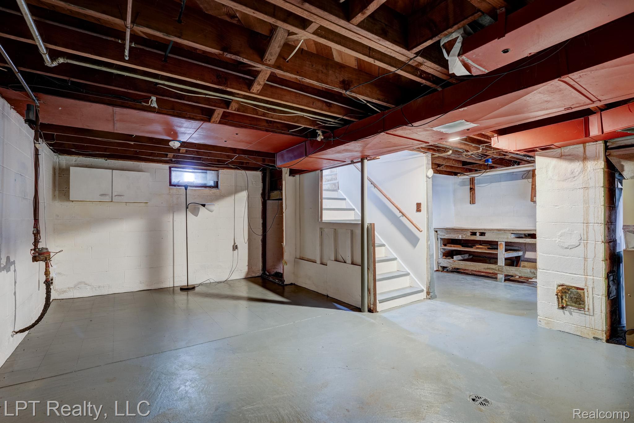 23038 Violet Street Farmington, MI 48336 - Photo 17 of 29 Basement