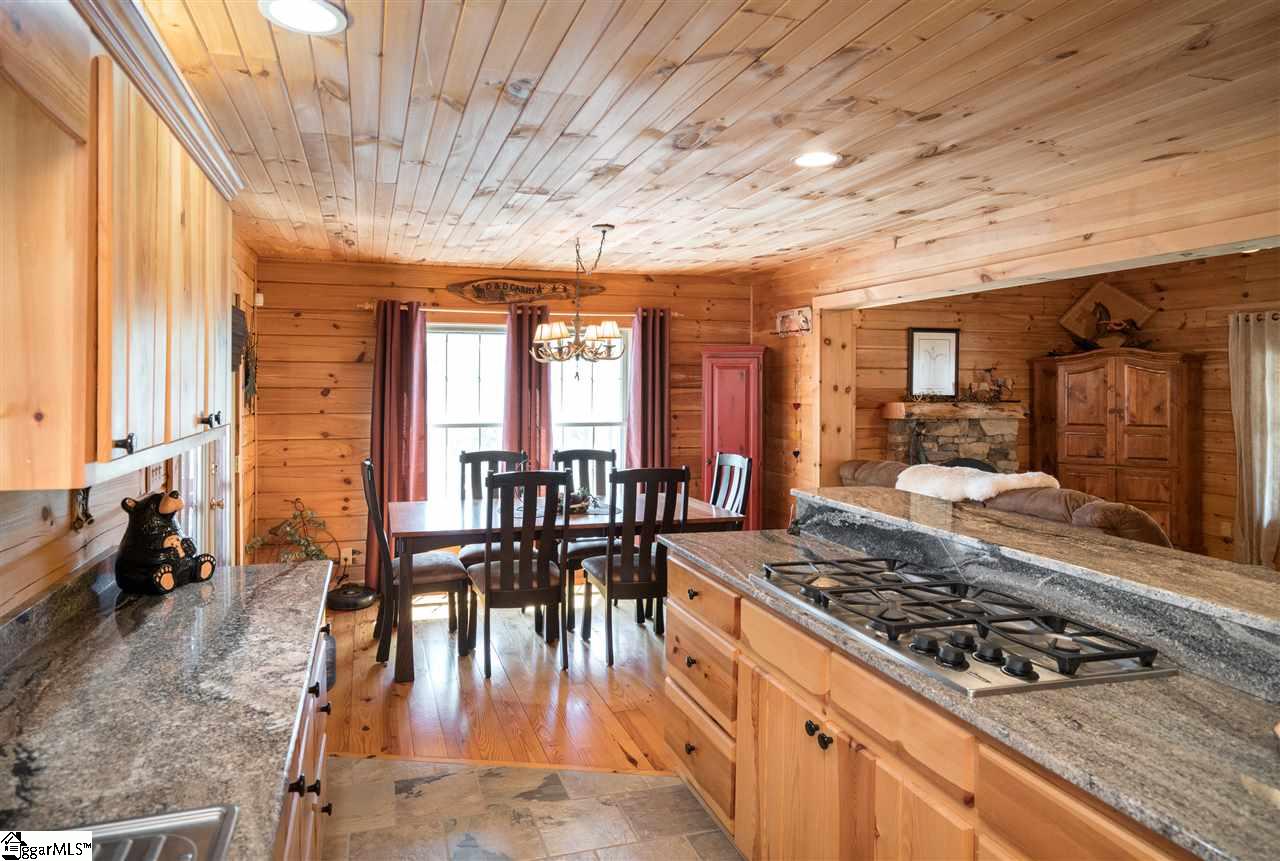 343 Pleasant Grove Road Pickens, SC 29671 - Photo 11 of 34