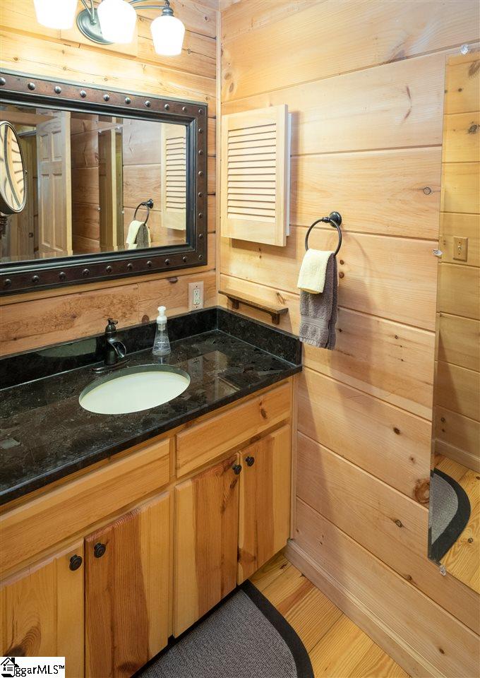 343 Pleasant Grove Road Pickens, SC 29671 - Photo 17 of 34