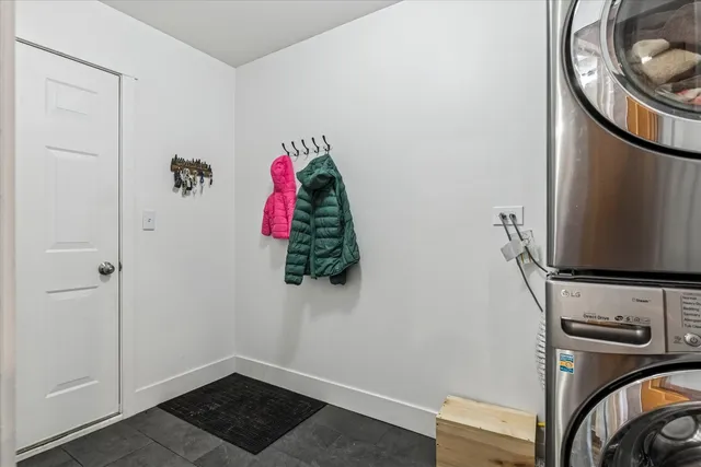 $355,000 | 529 Horizon Drive, Bartlett, IL 60103