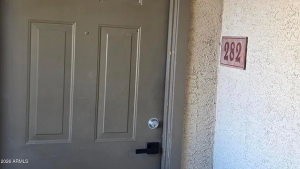 $1,395 | 1287 North Alma School Road, Unit 282, Chandler, AZ 85224