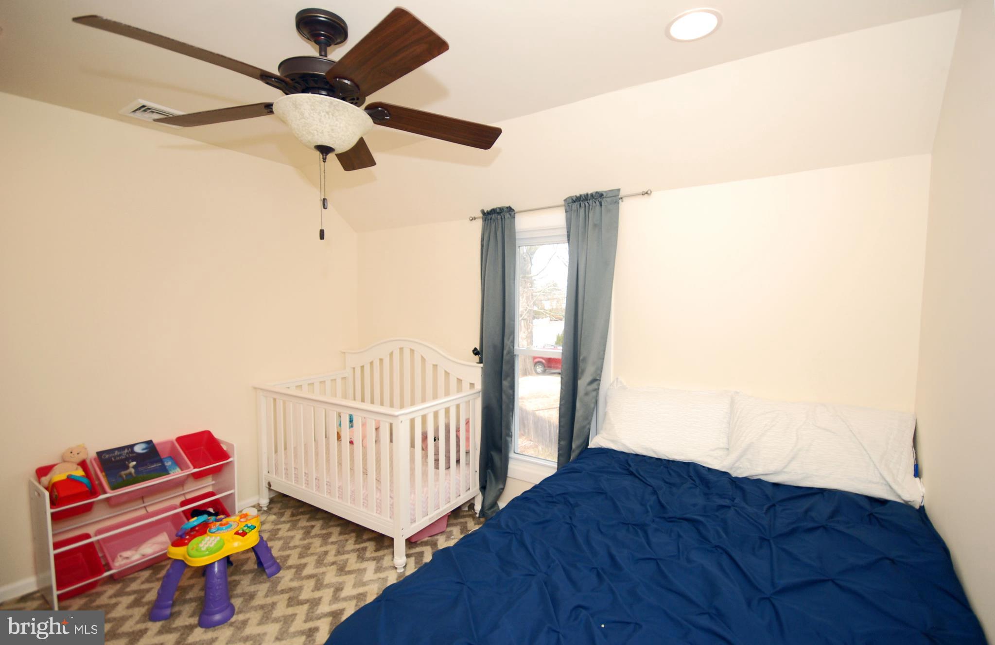 181 Edinburg Road Trenton, NJ 08619 - Photo 20 of 23 Gallery Image 20