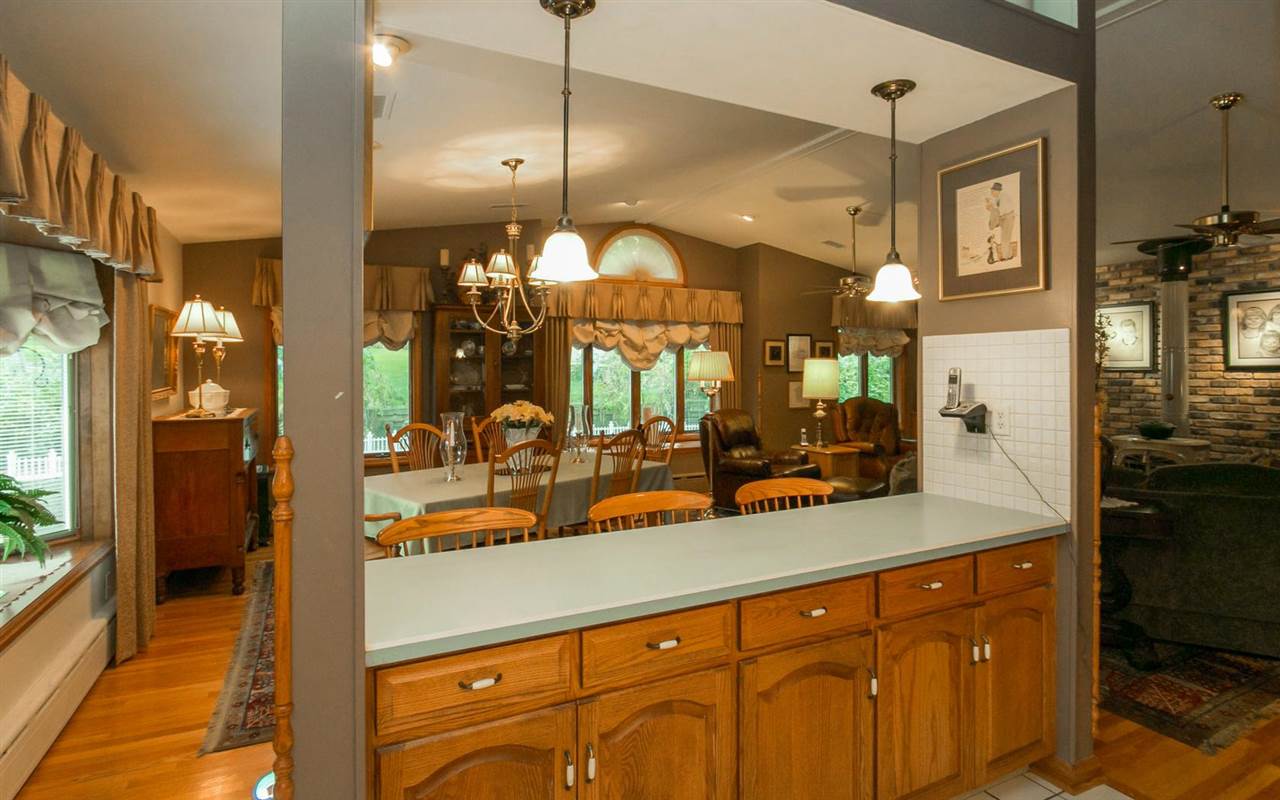 1825 Glendale Road Iowa City, IA 52245 - Photo 12 of 23 Gallery Image 12