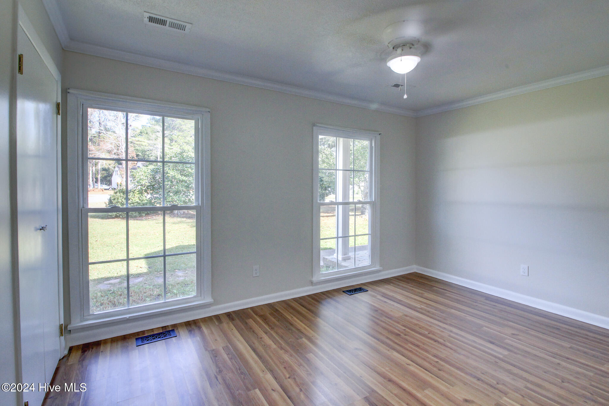 705 Robin Road Morehead City, NC 28557 - Photo 29 of 51 Bedroom 1