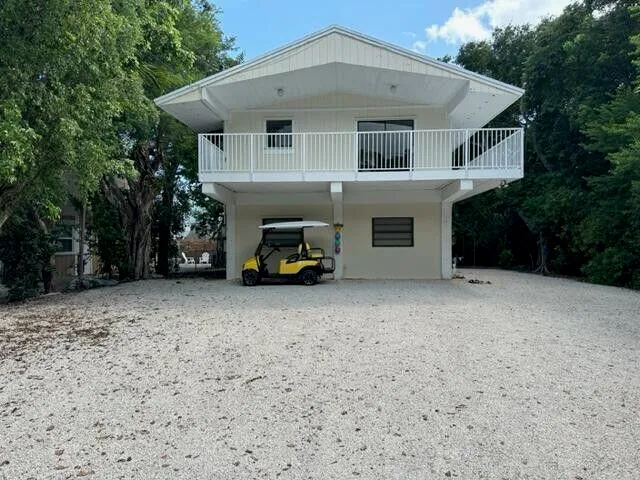 $2,600 | 333 Bayview Avenue, Key Largo, FL 33037