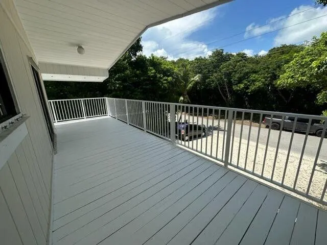 $2,600 | 333 Bayview Avenue, Key Largo, FL 33037