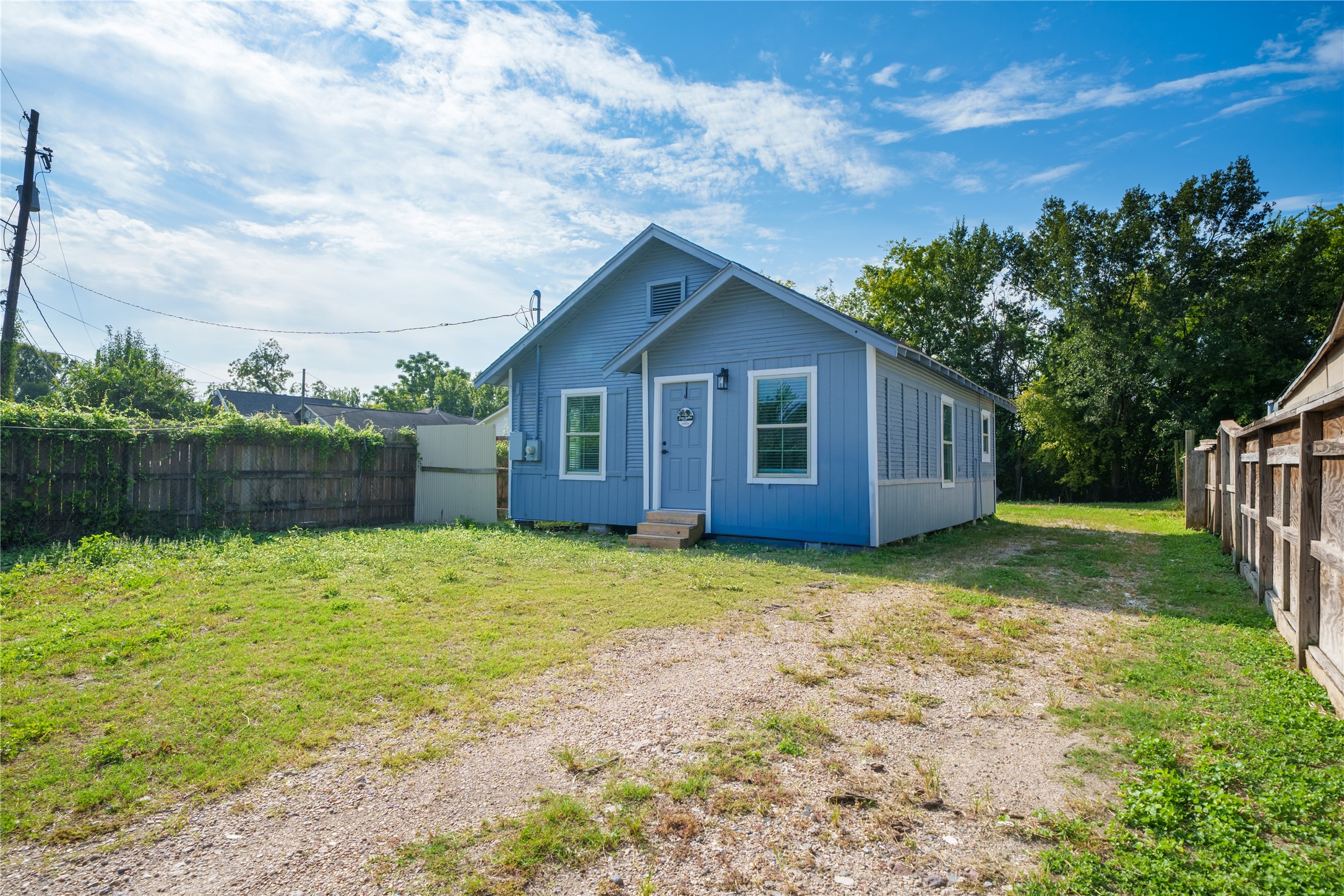 9302 Waller Street Houston, TX 77012 - Photo 13 of 15