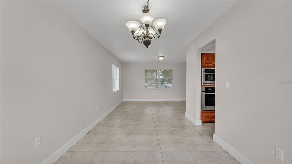 3806 Bent Tree Loop West Lakeland, FL 33813 - Photo 46 of 58 a view of an empty room with a window
