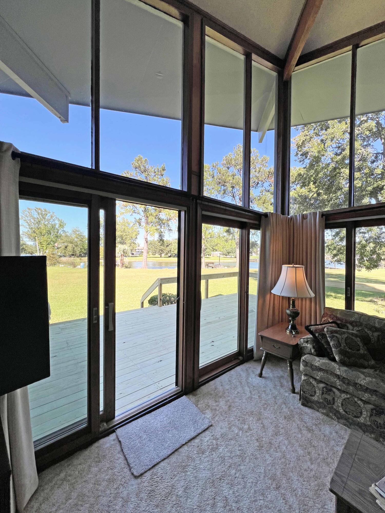 9576 Washington Davis Road Summerton, SC 29148 - Photo 23 of 50 Great Room