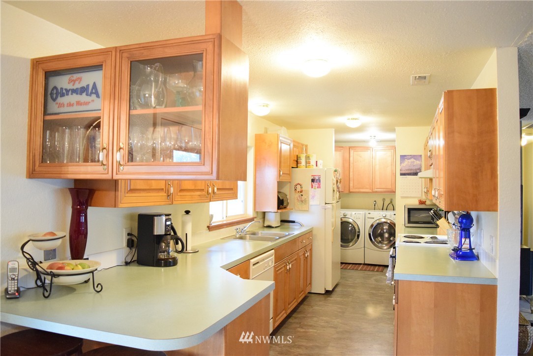 18439 Apricot Street Southwest Rochester, WA 98579 - Photo 3 of 18