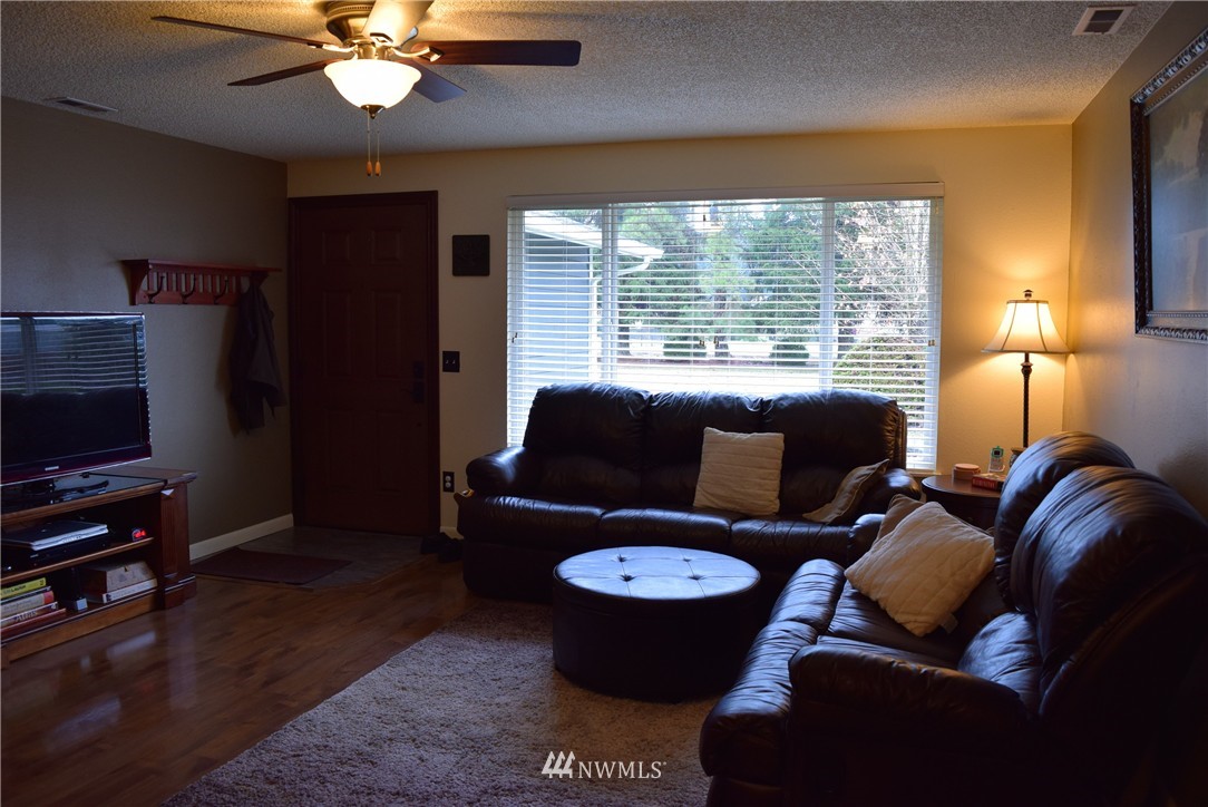 18439 Apricot Street Southwest Rochester, WA 98579 - Photo 7 of 18
