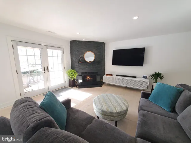 $2,600 | 162 Tavistock Road, Cherry Hill, NJ 08034