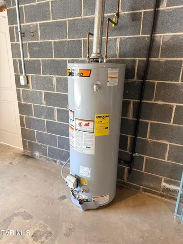 $449,900 | 208 Shady Lane, Church Hill, TN 37642