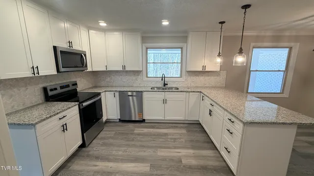 $449,900 | 208 Shady Lane, Church Hill, TN 37642