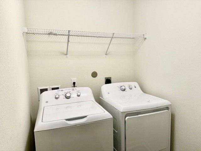 8018 Distant Harbor Road Cove, TX 77523 - Photo 13 of 14 Laundry room- washer and dryer for tenant use