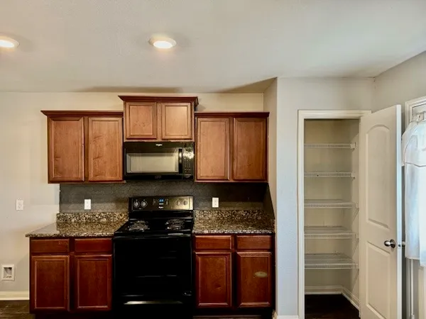 $1,850 | 8018 Distant Harbor Road, Cove, TX 77523