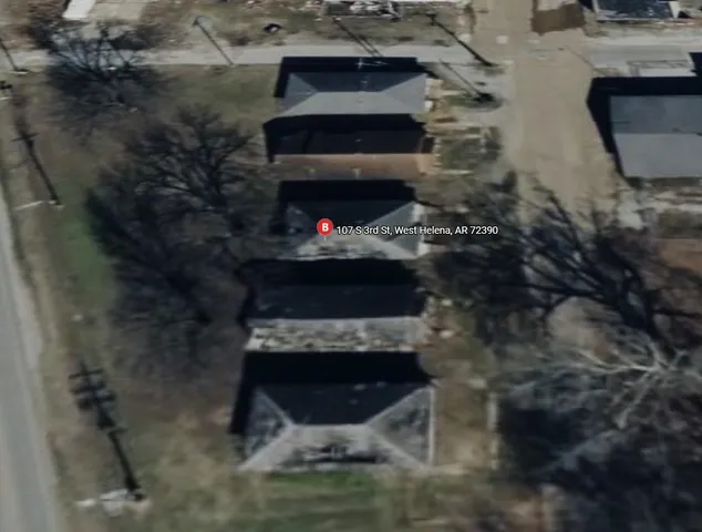 $50,000 | 107-133 South 3rd, West Helena, AR 72390