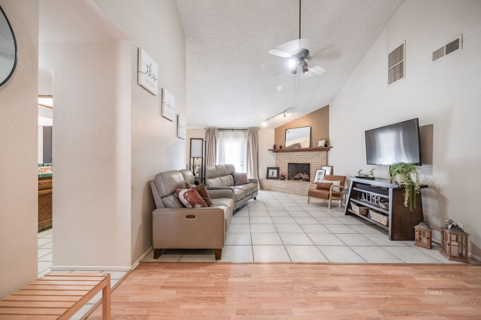 425 Mt Shasta Circle Ridgecrest, CA 93555 - Photo 8 of 47 a living room with furniture and a flat screen tv