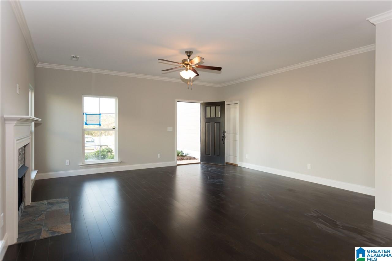 816 Madison Lane Helena, AL 35080 - Photo 3 of 17