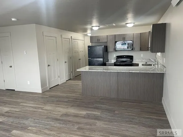 $850,000 | 6253 North Silver Fox Road, Idaho Falls, ID 83401