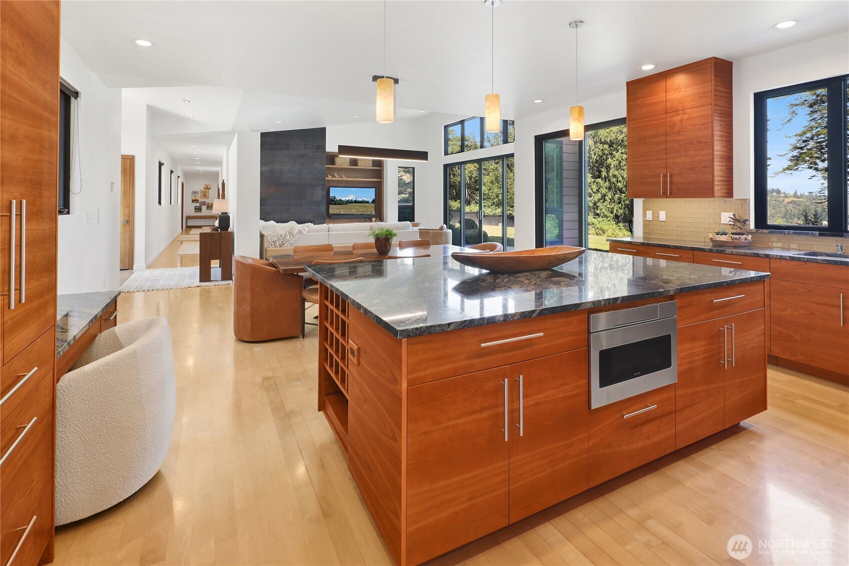 13781 Gibralter Road Anacortes, WA 98221 - Photo 14 of 40 Gallery Image 14