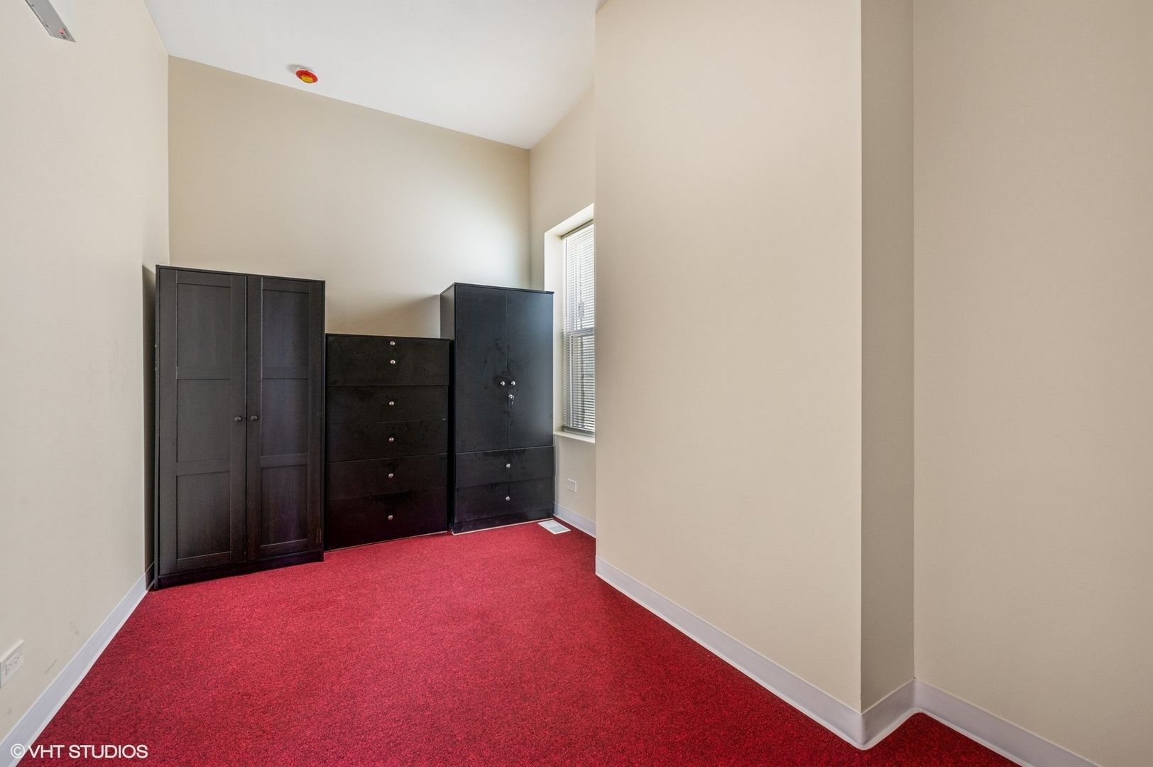 2313 West Fullerton Avenue Chicago, IL 60647 - Photo 8 of 25 a view of empty room