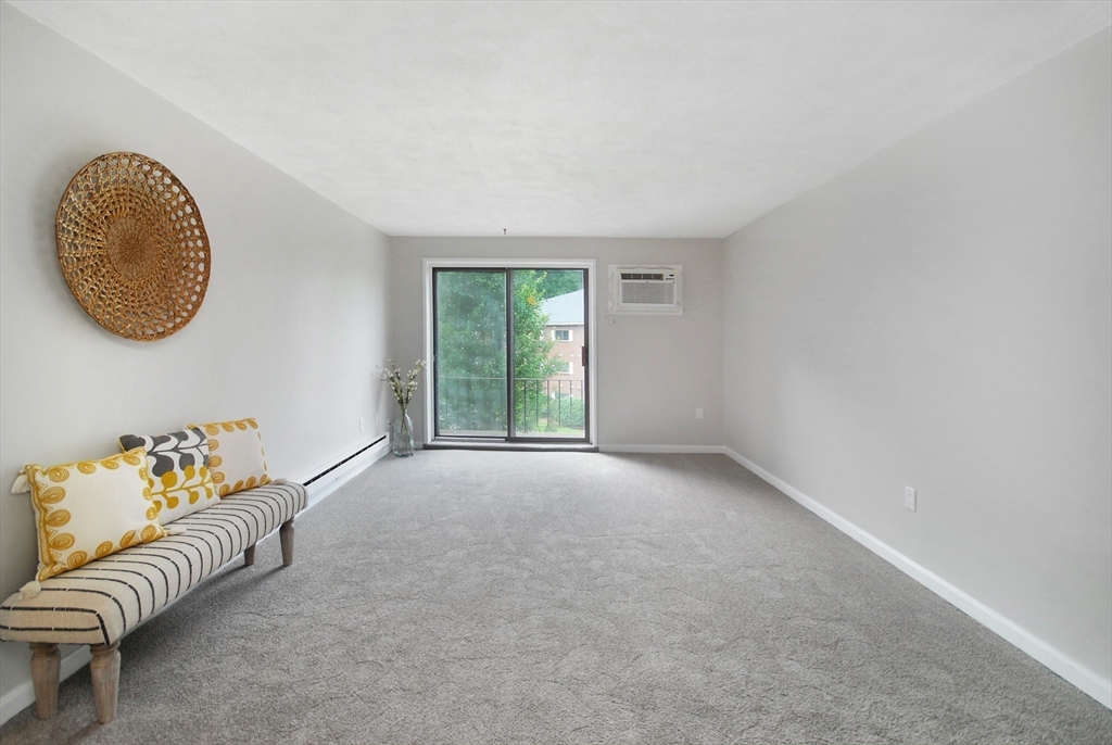 284 Codman Hill Road, Unit 31B Boxborough, MA 01719 - Photo 3 of 17 Gallery Image 3