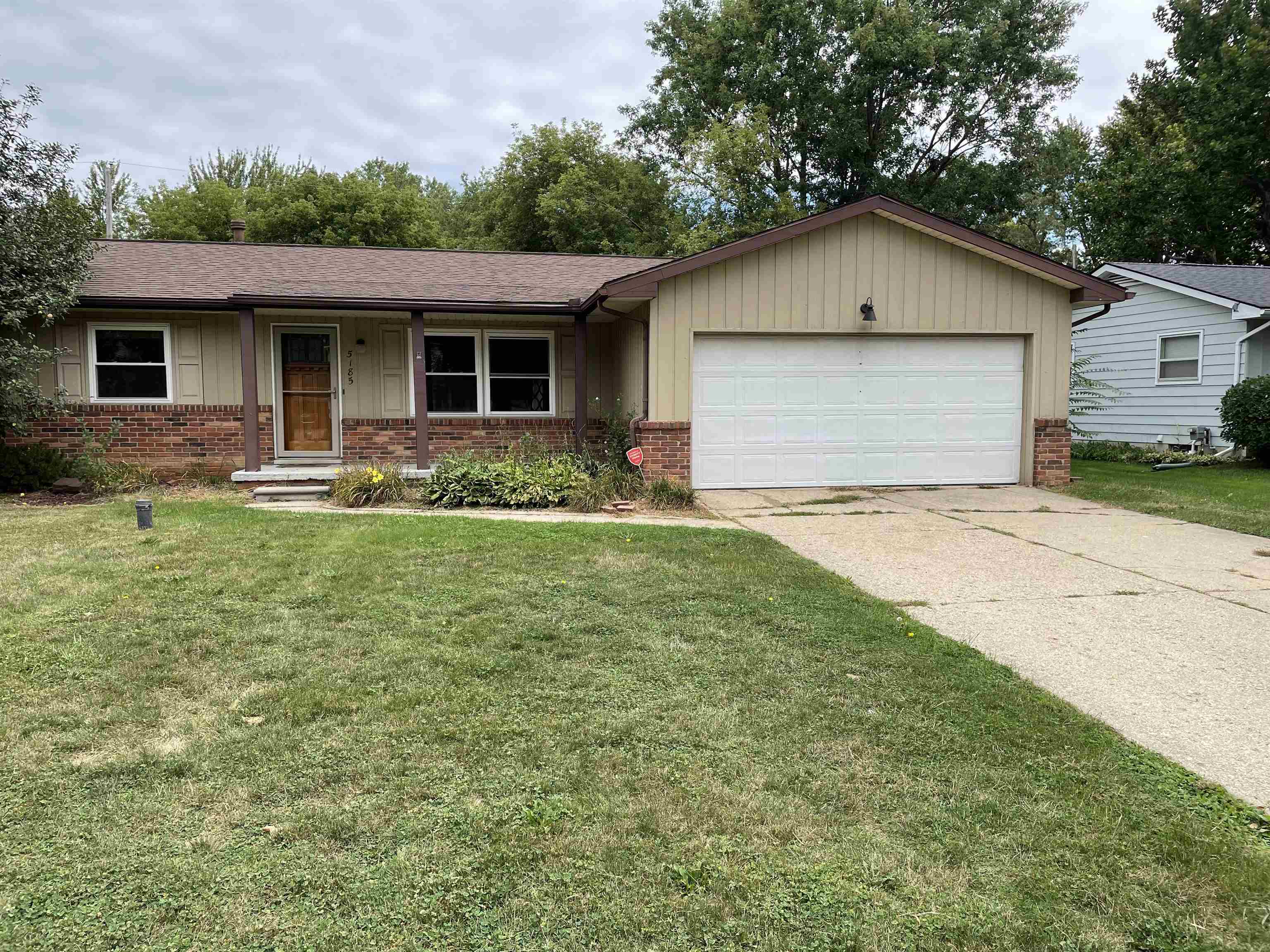 5185 North Georgetown Road Grand Blanc, MI 48439 - Photo 1 of 12 Gallery Image 1