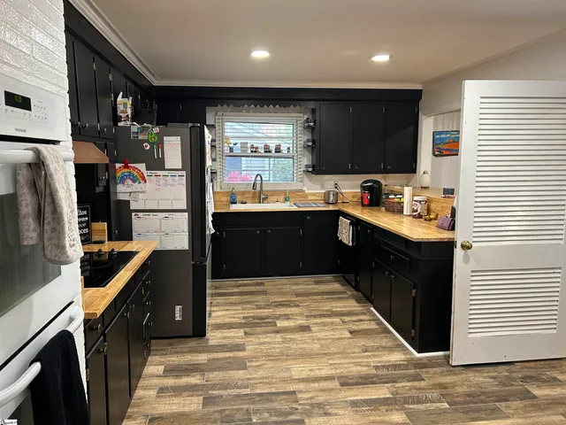 $419,900 | 106 Ansel Drive, Clinton, SC 29325