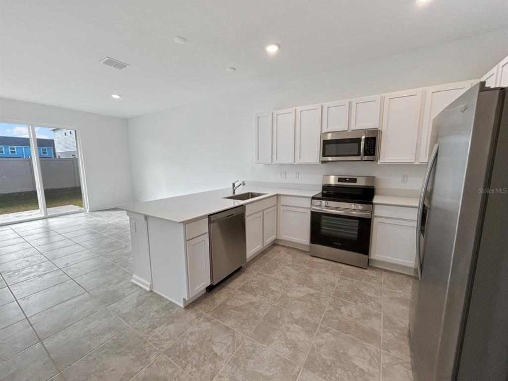 2426 Skyline Loop Kissimmee, FL 34758 - Photo 15 of 38