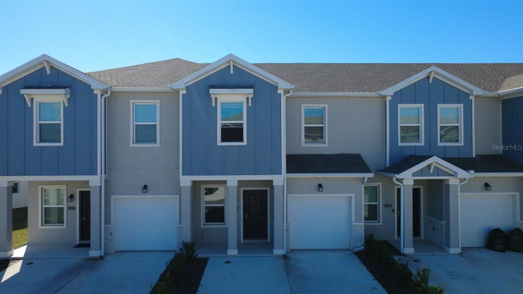 2426 Skyline Loop Kissimmee, FL 34758 - Photo 2 of 38