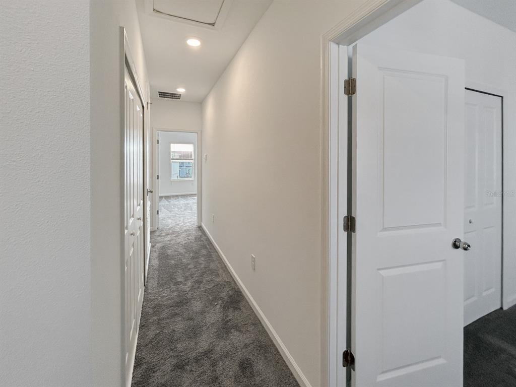 2426 Skyline Loop Kissimmee, FL 34758 - Photo 31 of 38