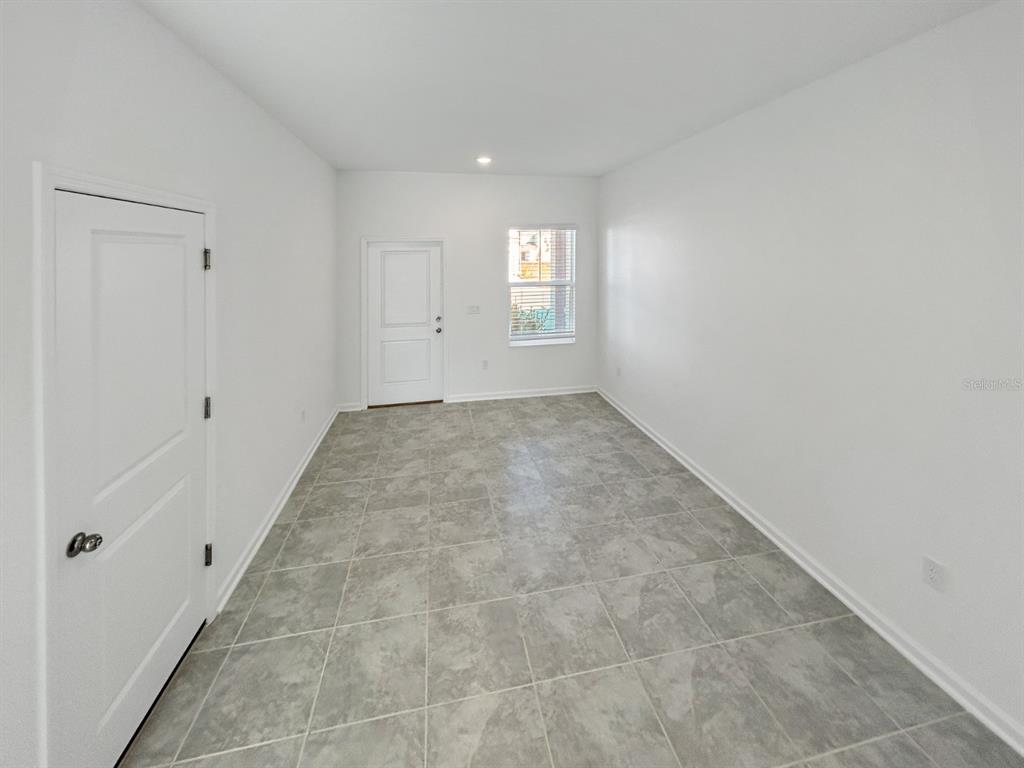 2426 Skyline Loop Kissimmee, FL 34758 - Photo 37 of 38