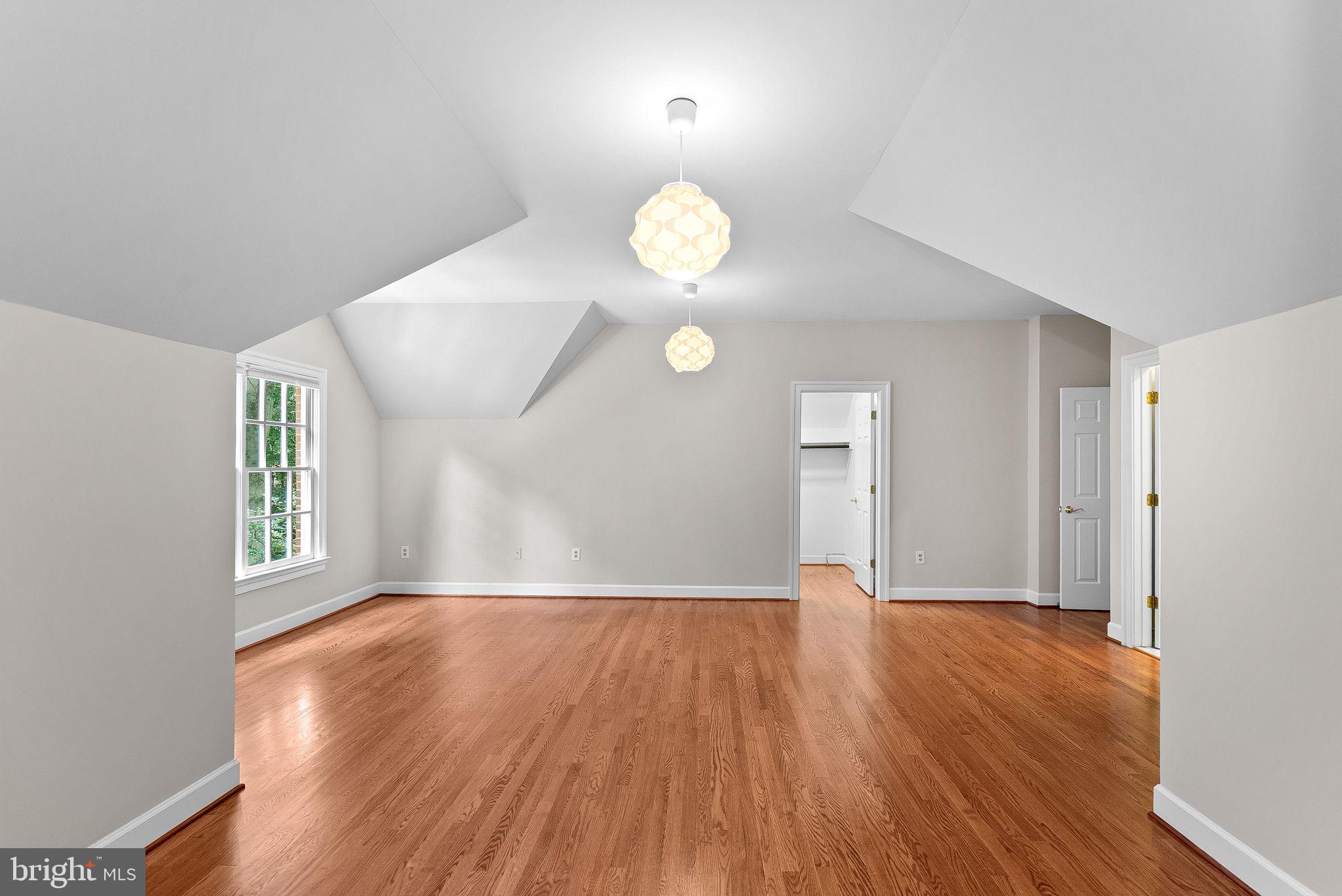 190 Falcon Ridge Road Great Falls, VA 22066 - Photo 54 of 122 Bedroom #5